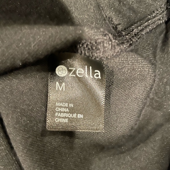 NWT ZELLA Black Long Sleeve Velvet Pullover Hoodie Women’s size Medium - Picture 9 of 9